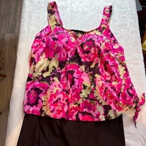 Maxine of Hollywood Pink and Black Floral Faux Skirtini Bathing Suit Size 22W